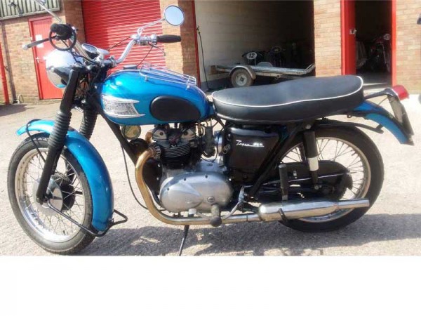 Triumph T100 - Owens Moto Classics