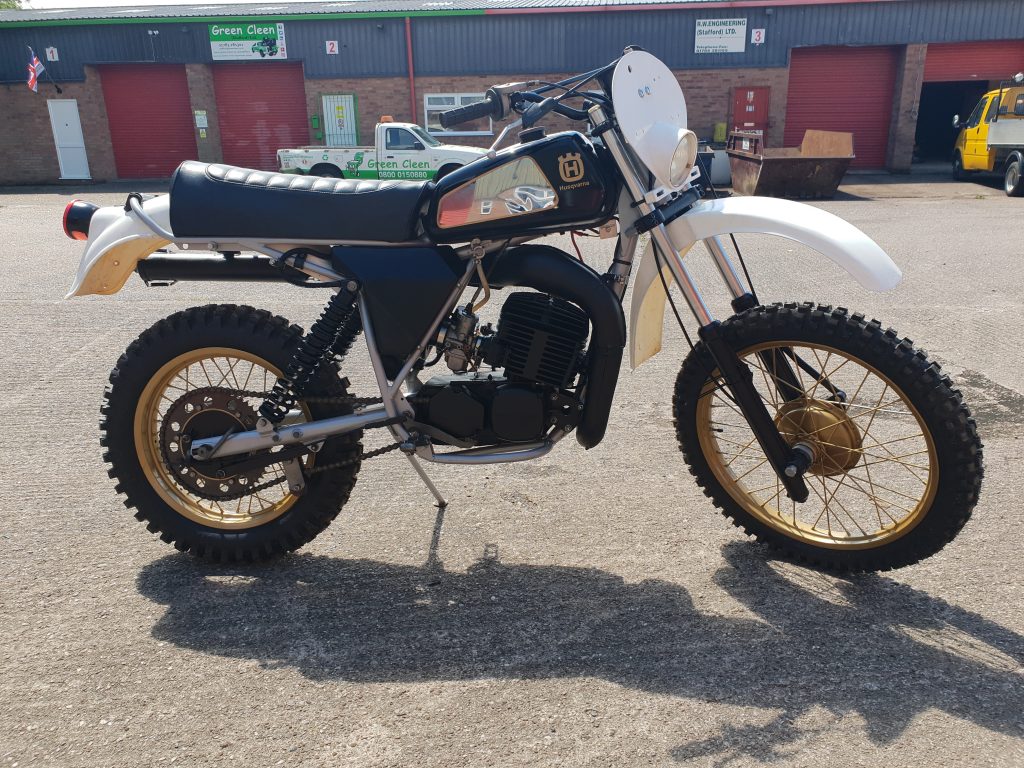 Classic off road bike Husqvarna 390 WR auto